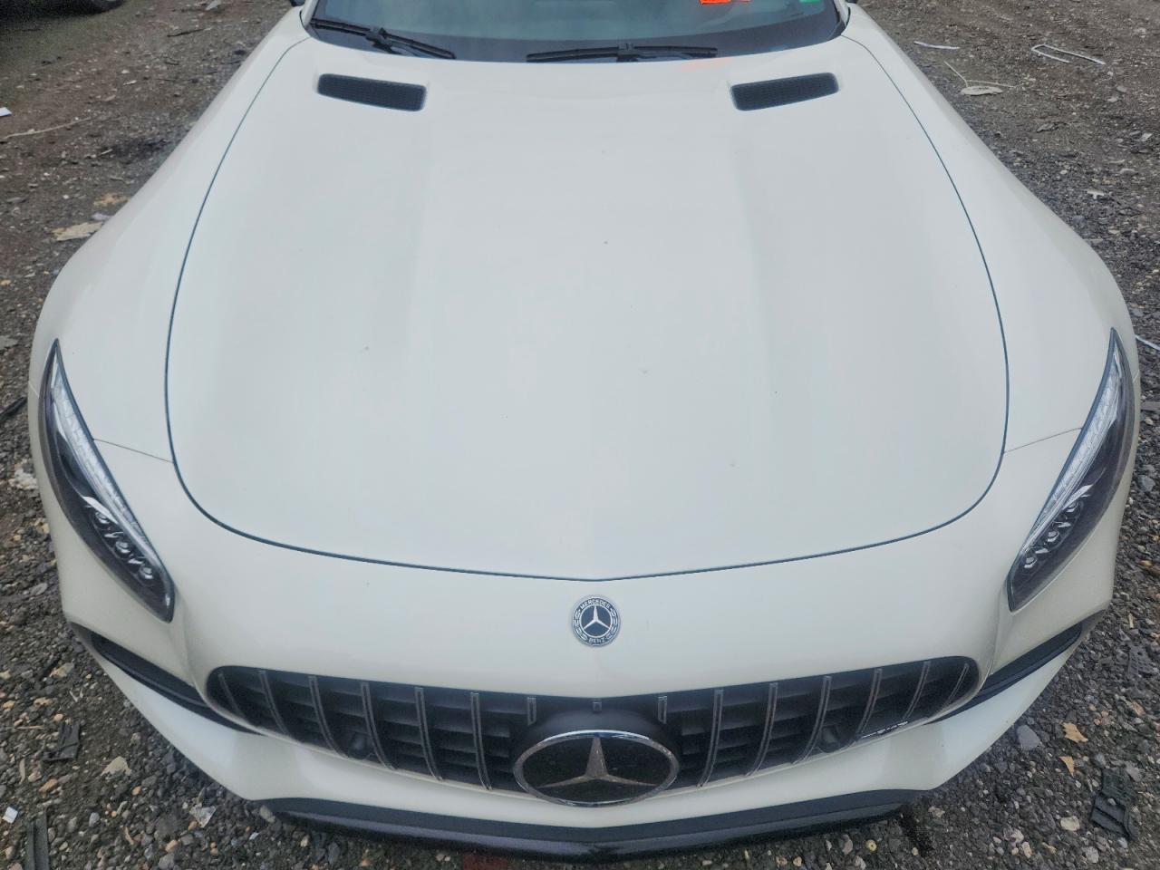 2018 Mercedes-benz Amg Gt White vin: WDDYK7HA6JA018149