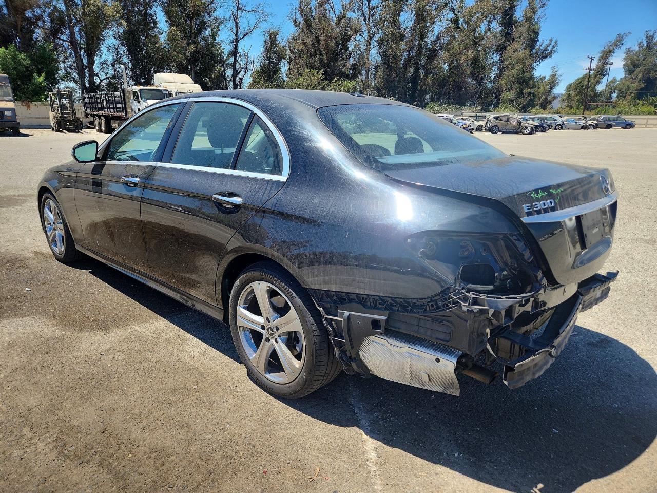 2018 Mercedes-benz E 300 Black vin: WDDZF4JB0JA315492