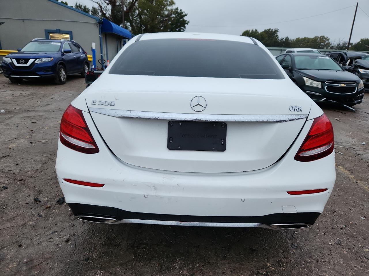 2017 Mercedes-benz E 300 White vin: WDDZF4JB1HA007581