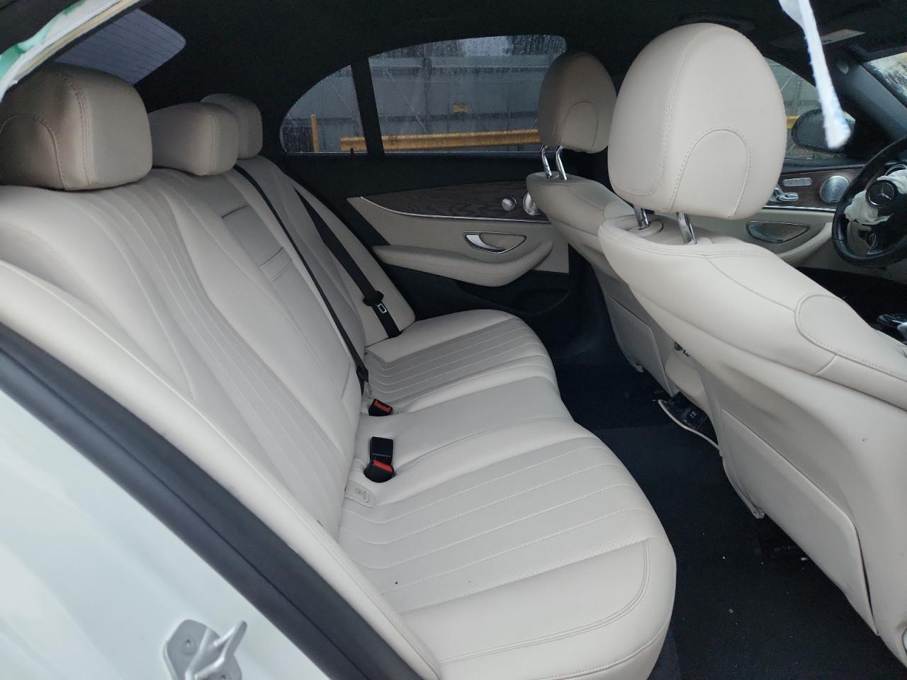 2017 Mercedes-benz E 300 White vin: WDDZF4JB1HA007581