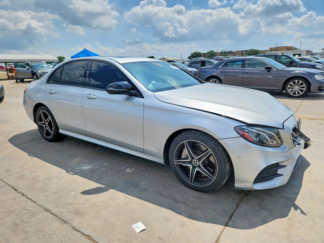 2018 Mercedes-benz E 300 Silver vin: WDDZF4JB1JA394106