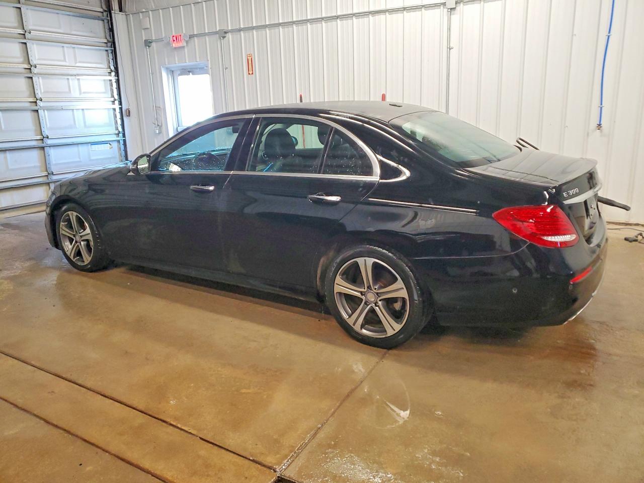 2017 Mercedes-benz E 300 Black vin: WDDZF4JB2HA111223