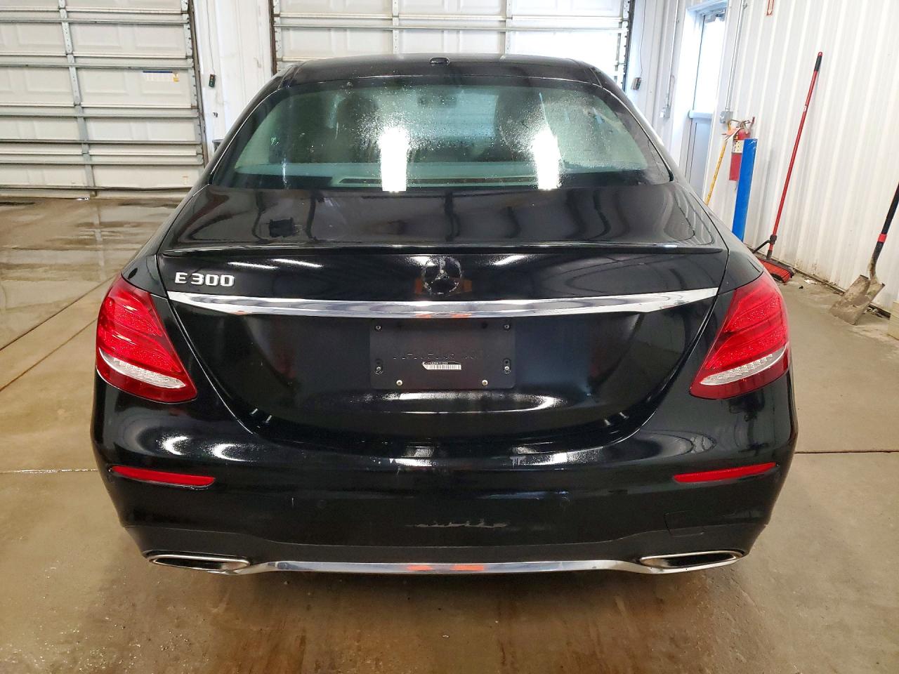 2017 Mercedes-benz E 300 Black vin: WDDZF4JB2HA111223