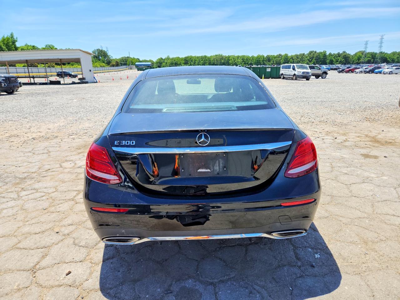 2018 Mercedes-benz E 300 Black vin: WDDZF4JB2JA388315