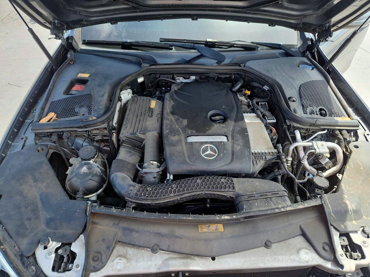 2017 Mercedes-benz E 300 Серый vin: WDDZF4JB3HA012796
