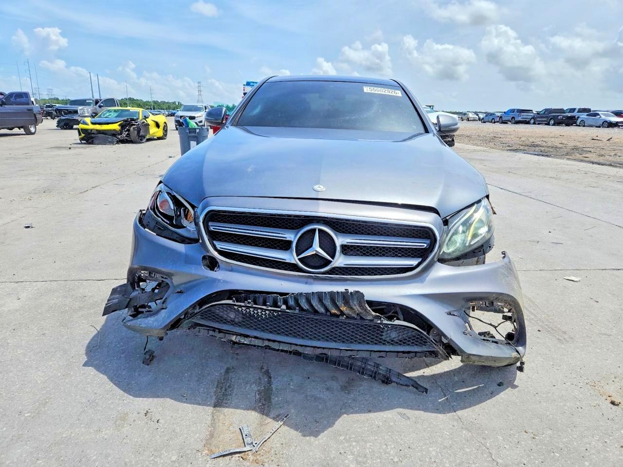 2017 Mercedes-benz E 300 Серый vin: WDDZF4JB3HA012796