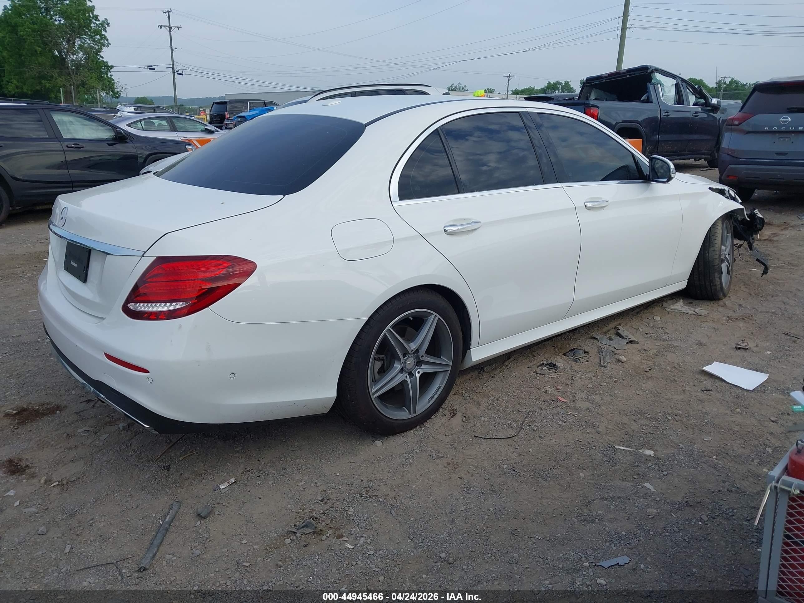 2017 Mercedes-benz E 300   White vin: WDDZF4JB3HA026097