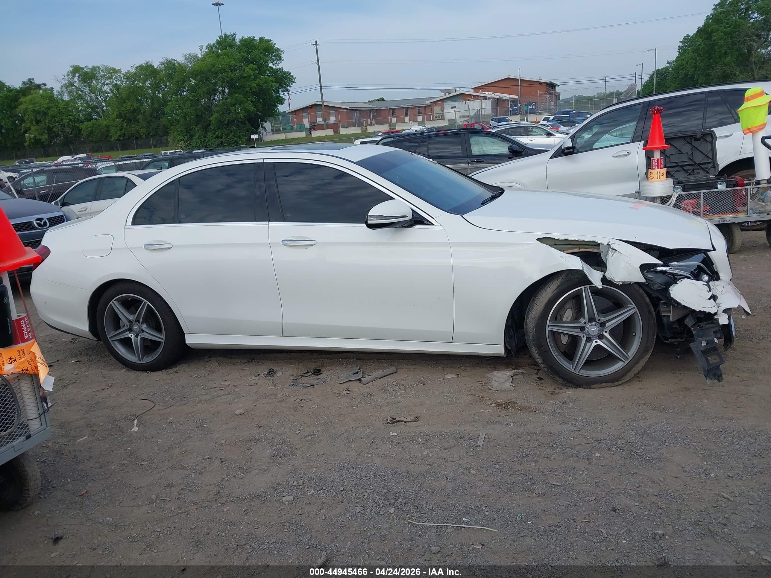 2017 Mercedes-benz E 300   White vin: WDDZF4JB3HA026097