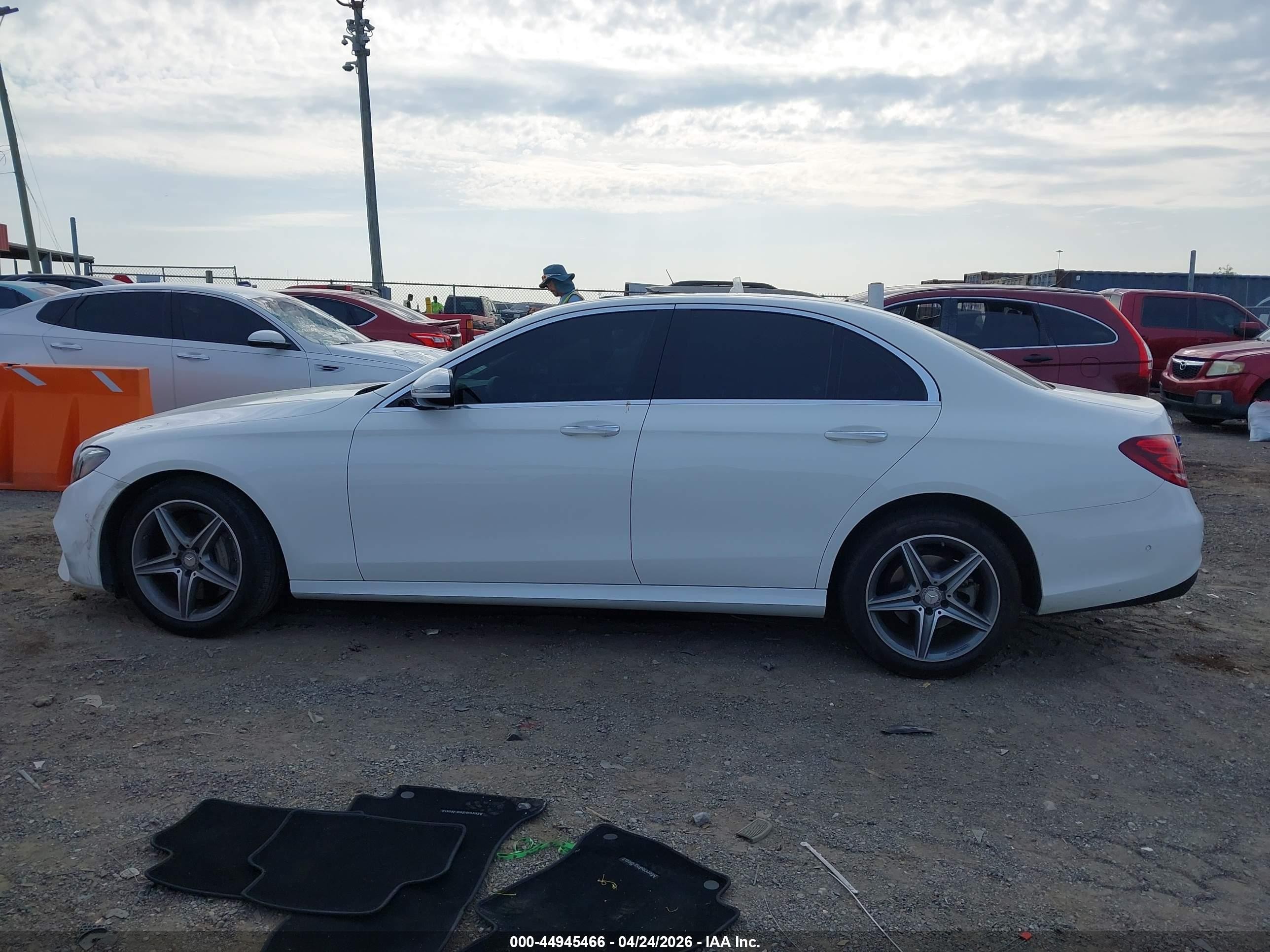 2017 Mercedes-benz E 300   White vin: WDDZF4JB3HA026097