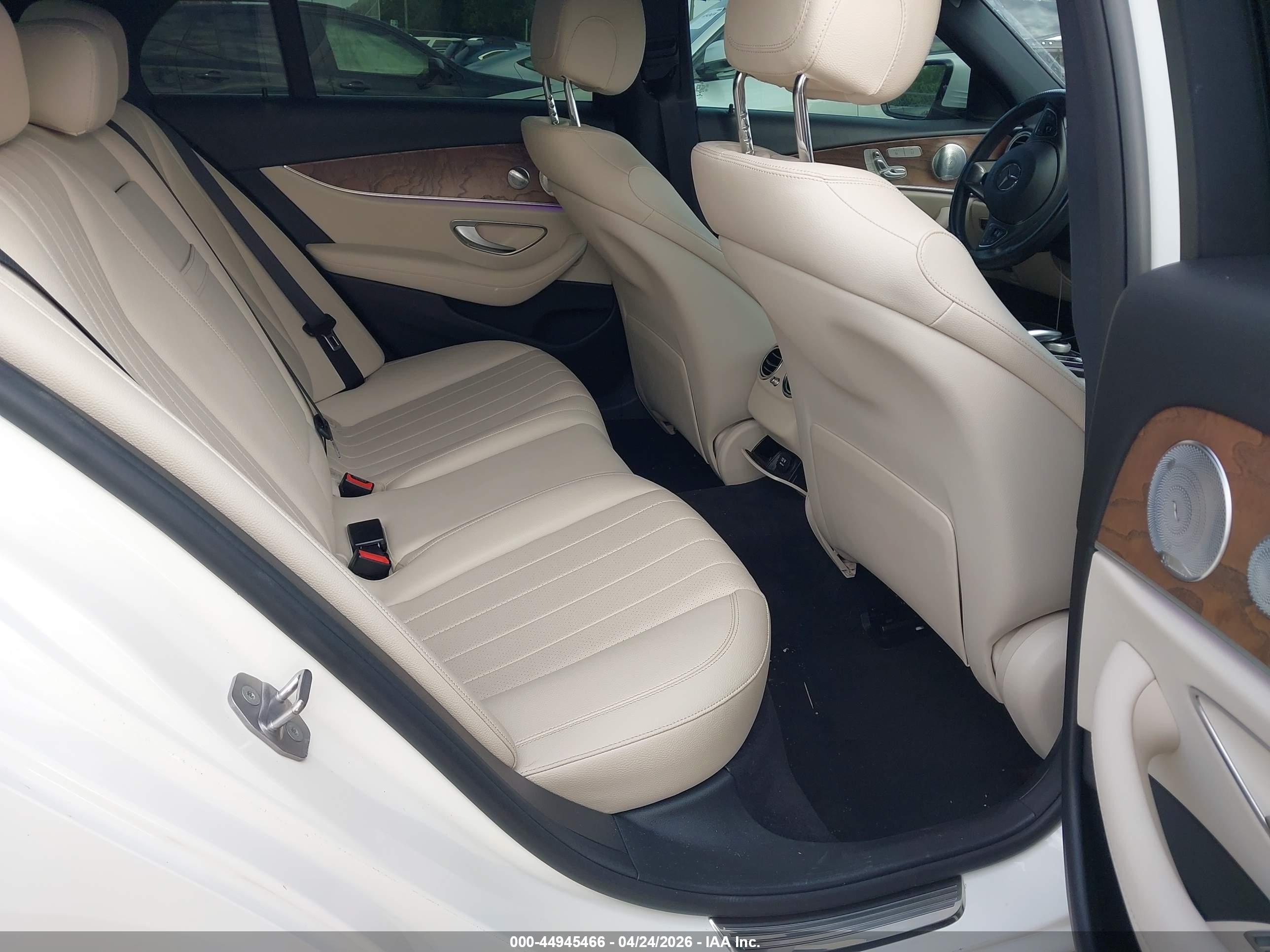 2017 Mercedes-benz E 300   White vin: WDDZF4JB3HA026097