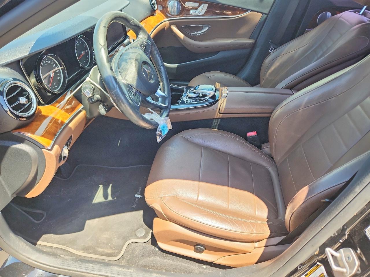 2017 Mercedes-benz E 300 Черный vin: WDDZF4JB3HA028853