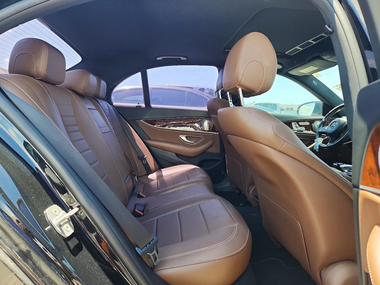 2017 Mercedes-benz E 300 Черный vin: WDDZF4JB3HA028853