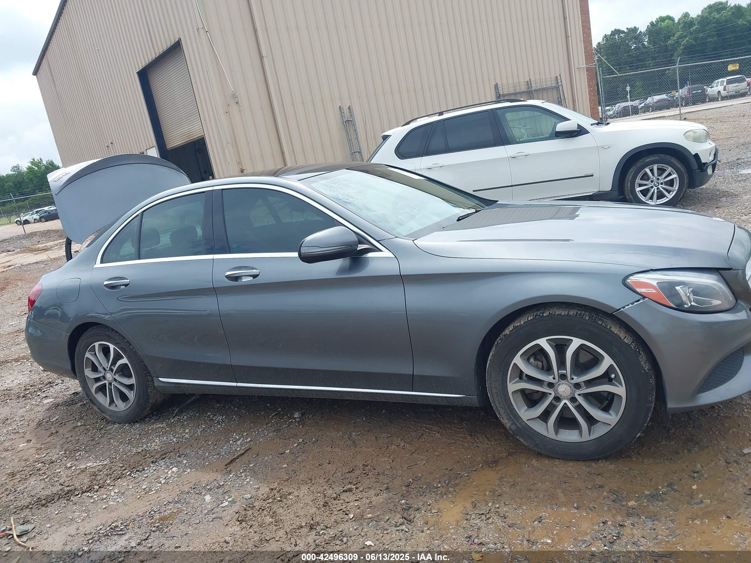 2017 Mercedes-benz C 300   Gray vin: 55SWF4KB2HU203272