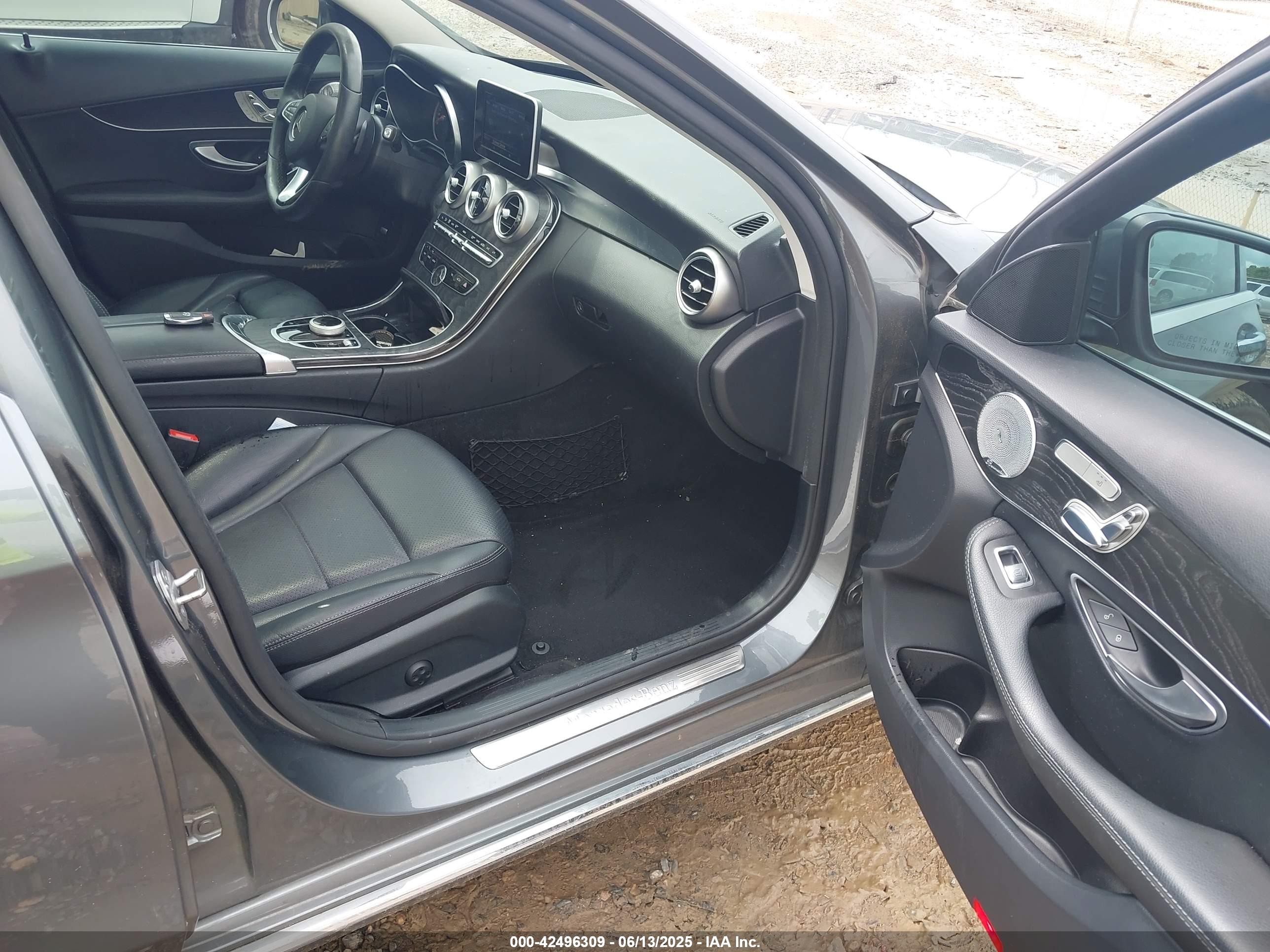 2017 Mercedes-benz C 300   Gray vin: 55SWF4KB2HU203272