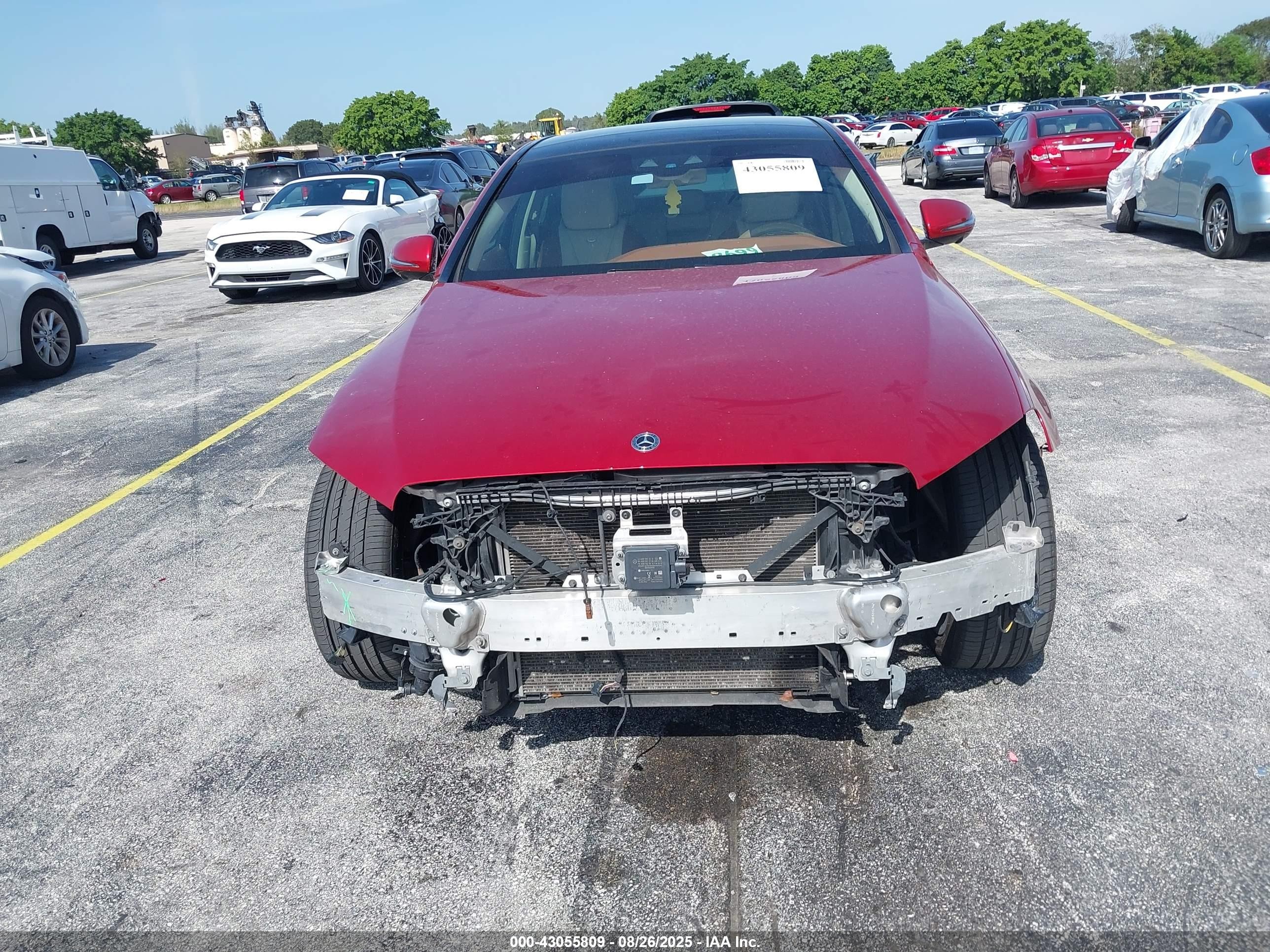2018 Mercedes-benz E 300   Red vin: WDDZF4JB4JA304432