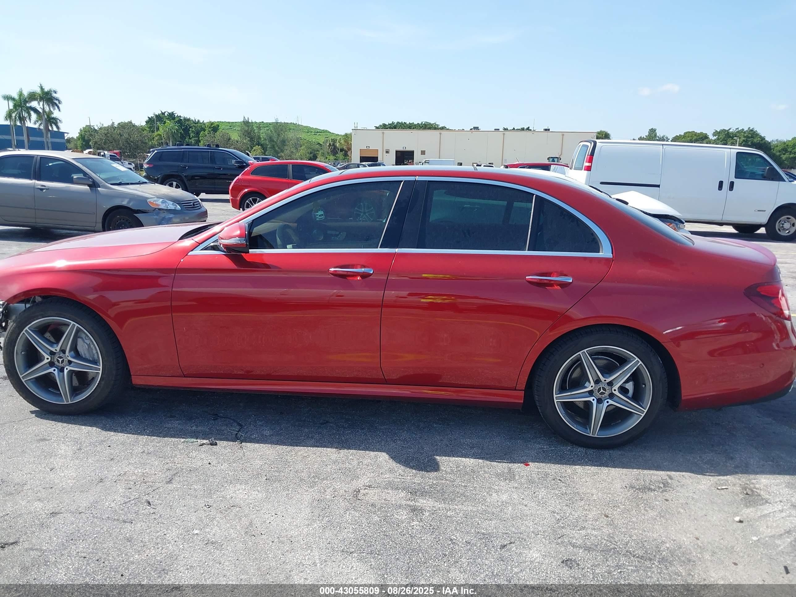 2018 Mercedes-benz E 300   Red vin: WDDZF4JB4JA304432