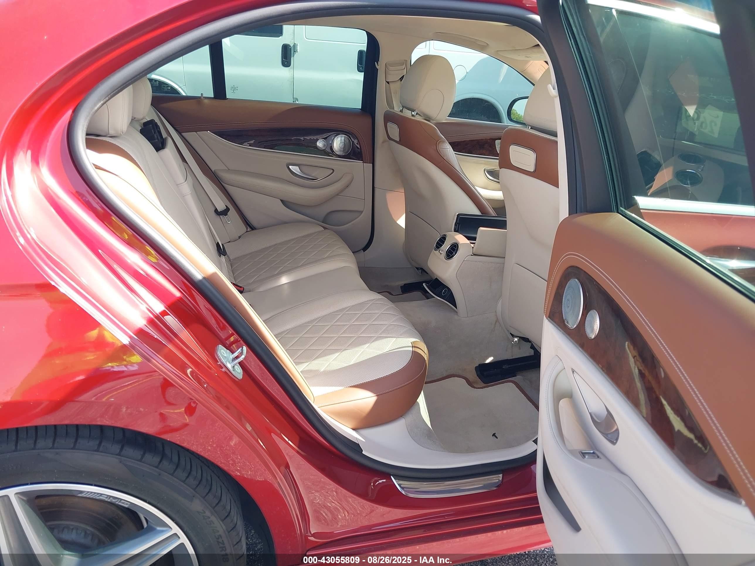 2018 Mercedes-benz E 300   Red vin: WDDZF4JB4JA304432