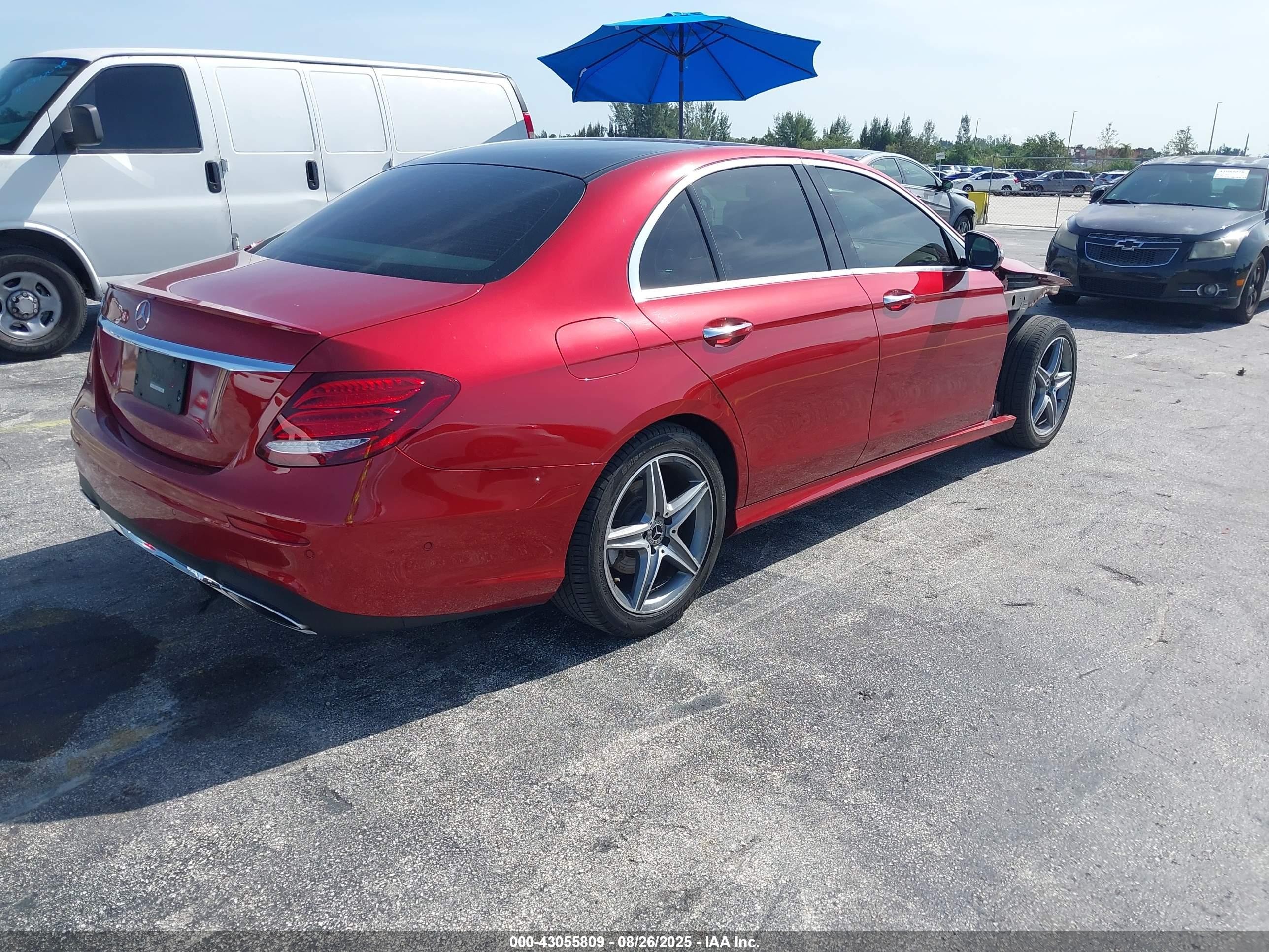 2018 Mercedes-benz E 300   Red vin: WDDZF4JB4JA304432