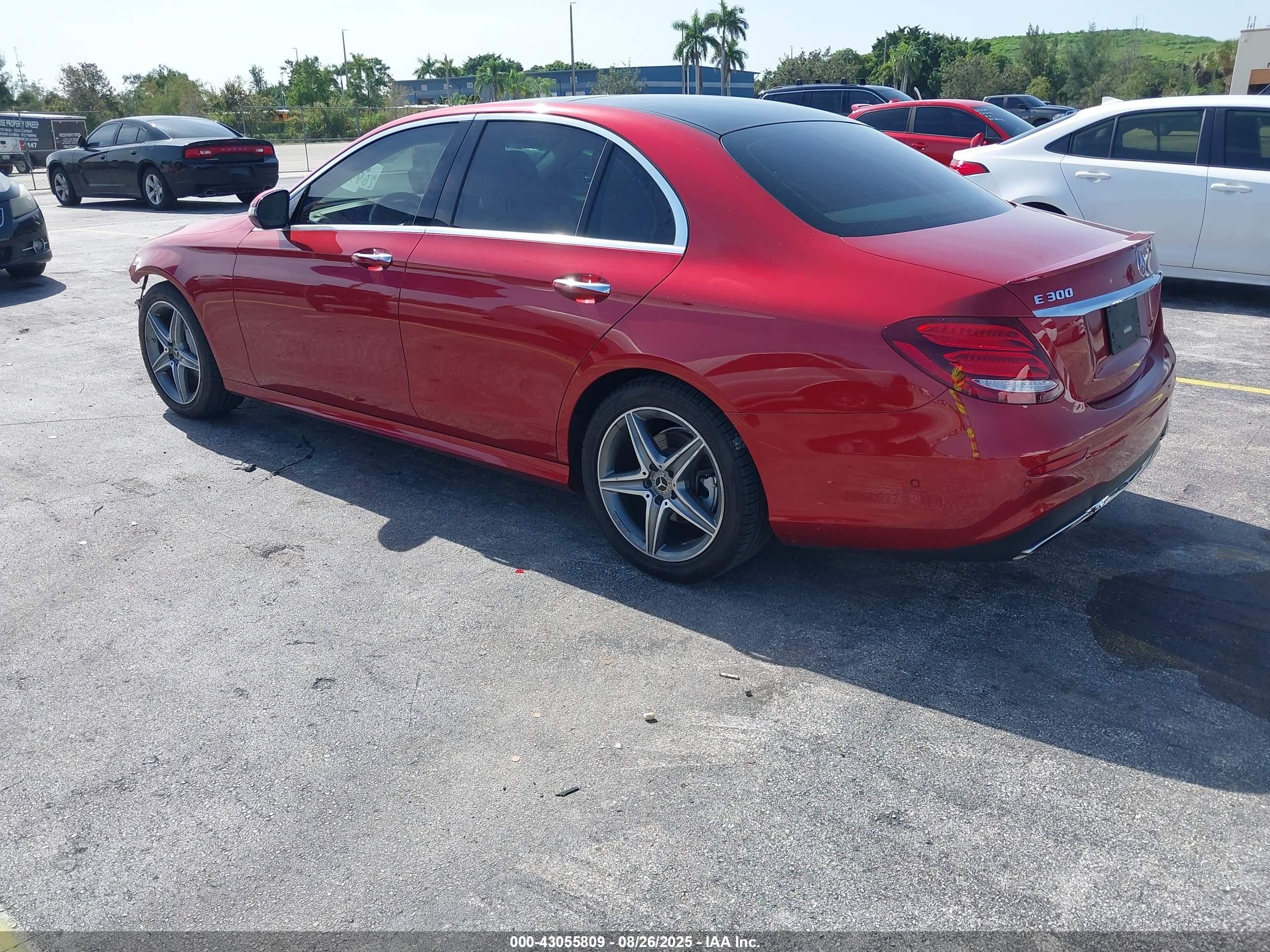 2018 Mercedes-benz E 300   Red vin: WDDZF4JB4JA304432