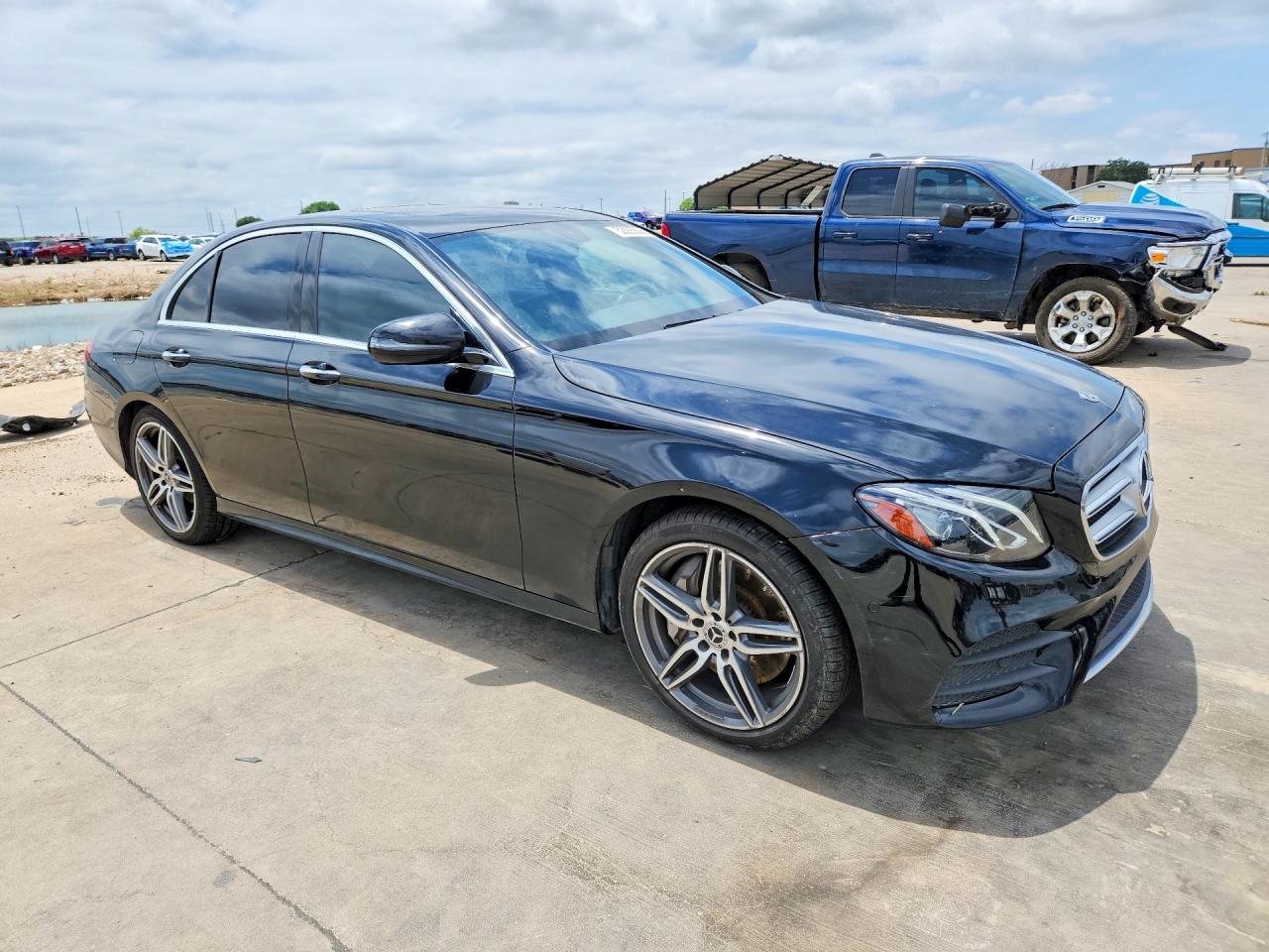 2018 Mercedes-benz E 300 Black vin: WDDZF4JB4JA330545