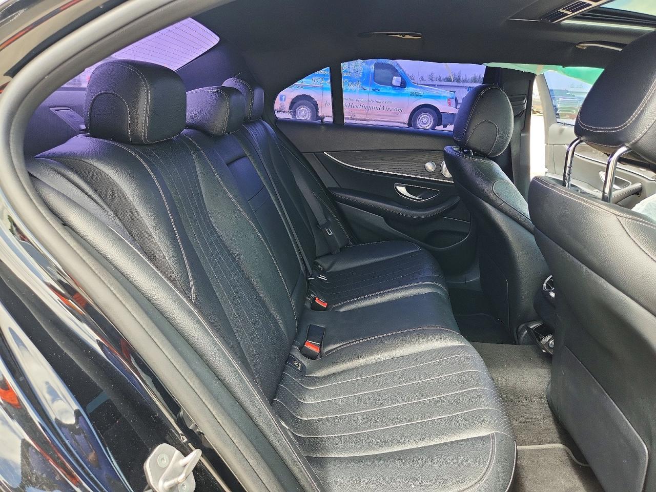 2018 Mercedes-benz E 300 Black vin: WDDZF4JB5JA359035