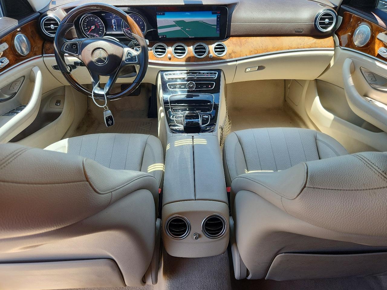 2017 Mercedes-benz E 300 Silver vin: WDDZF4JB6HA205802