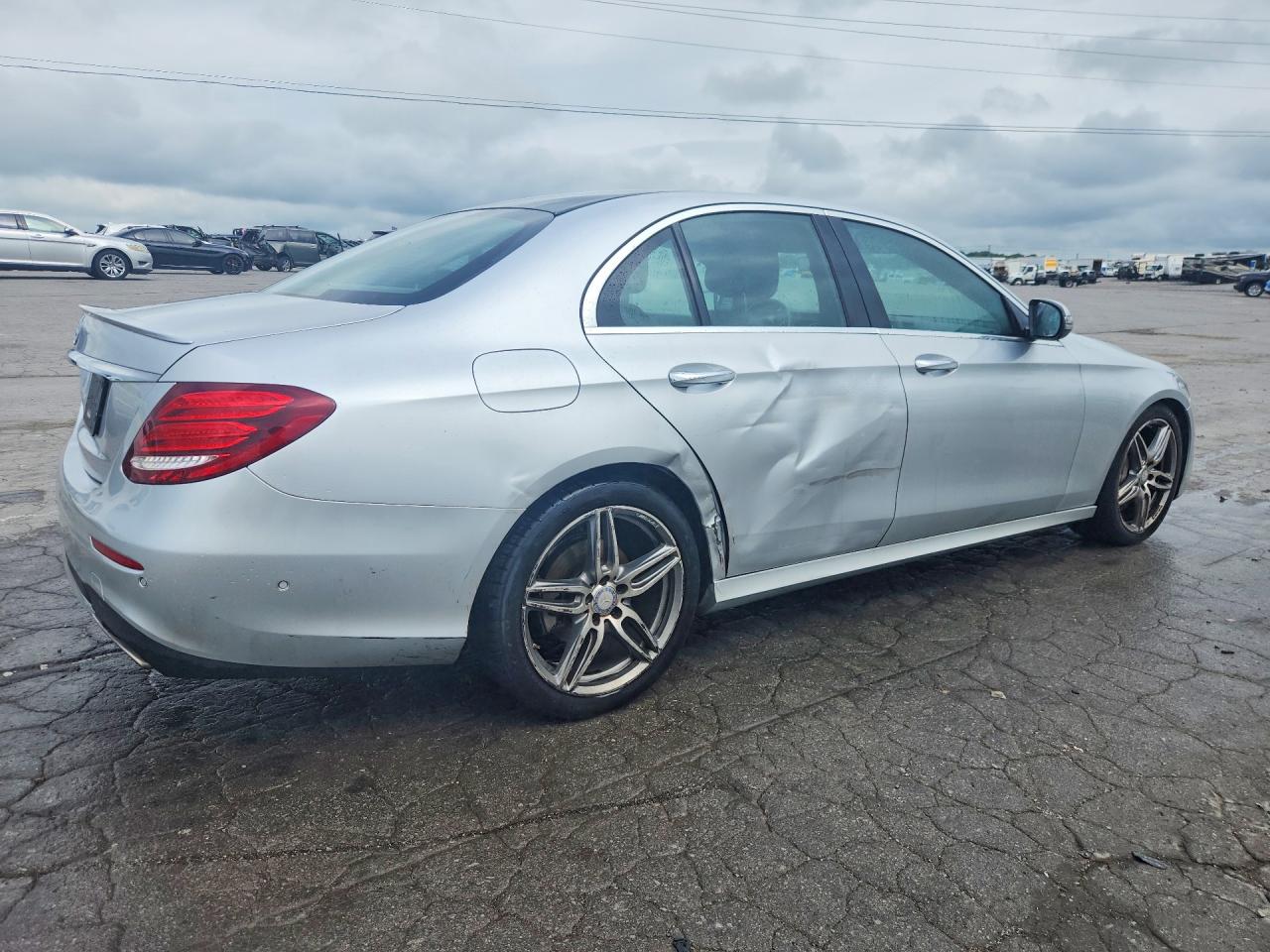 2017 Mercedes-benz E 300 Silver vin: WDDZF4JB7HA045722