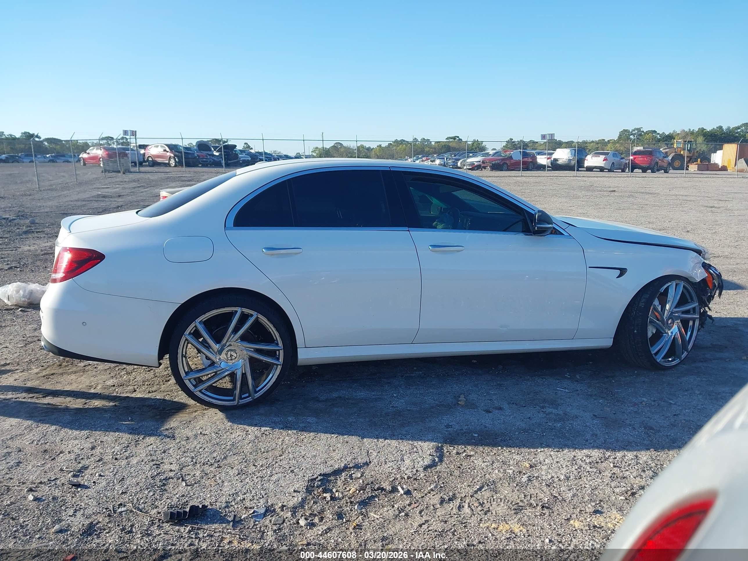 2017 Mercedes-benz E 300   White vin: WDDZF4JB7HA057515