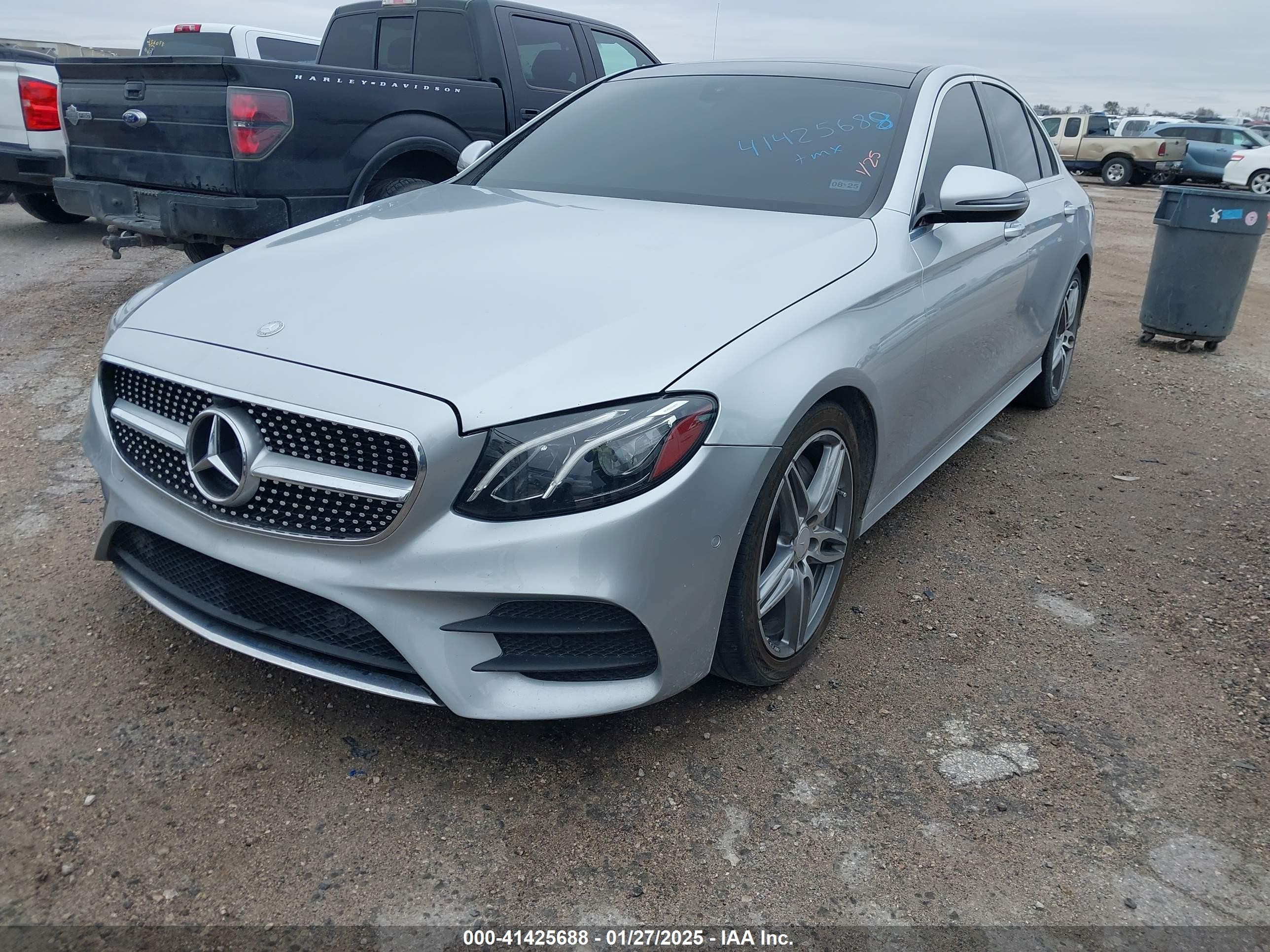 2017 Mercedes-benz E 300   Silver vin: WDDZF4JB7HA204027
