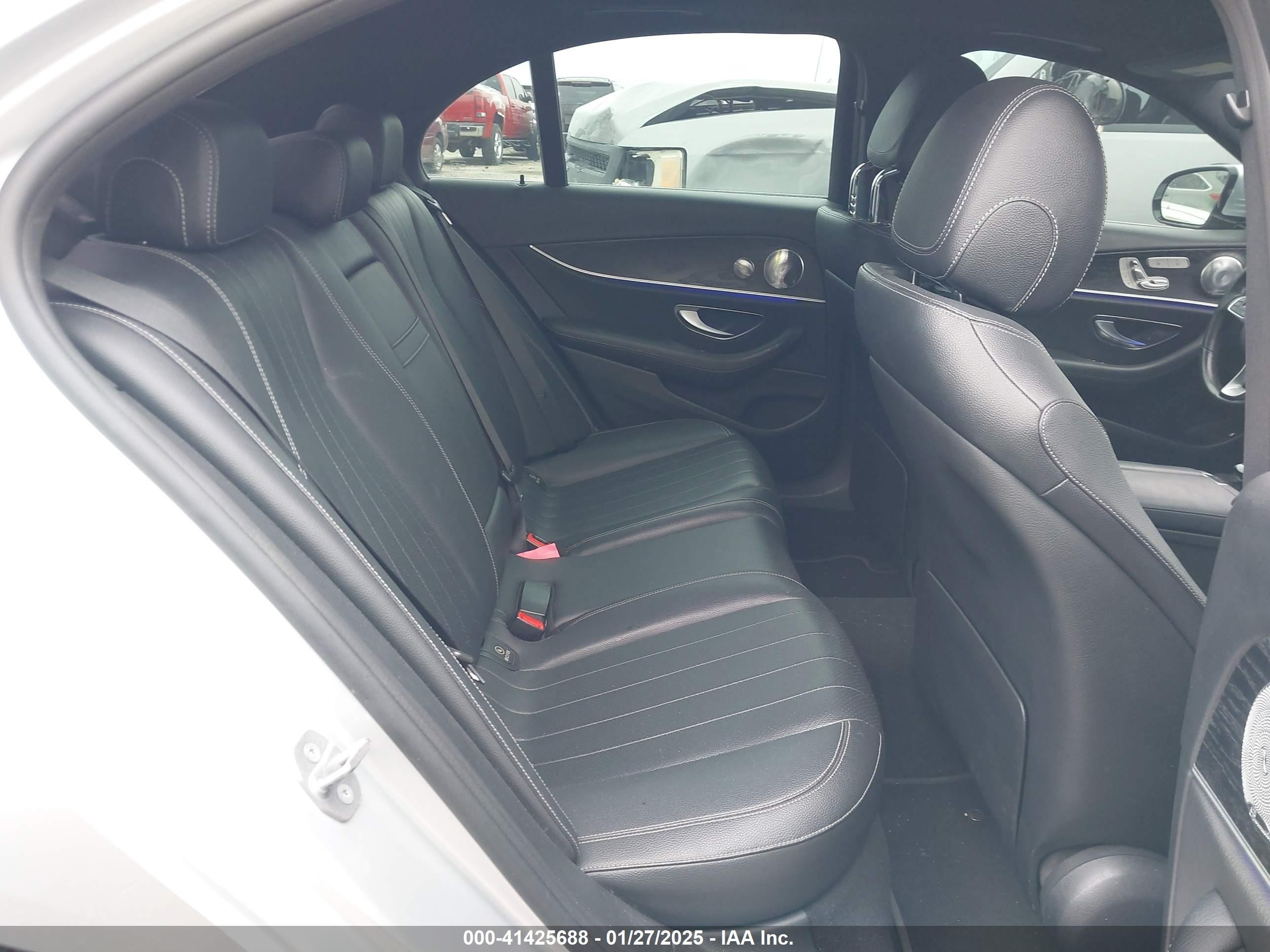 2017 Mercedes-benz E 300   Silver vin: WDDZF4JB7HA204027