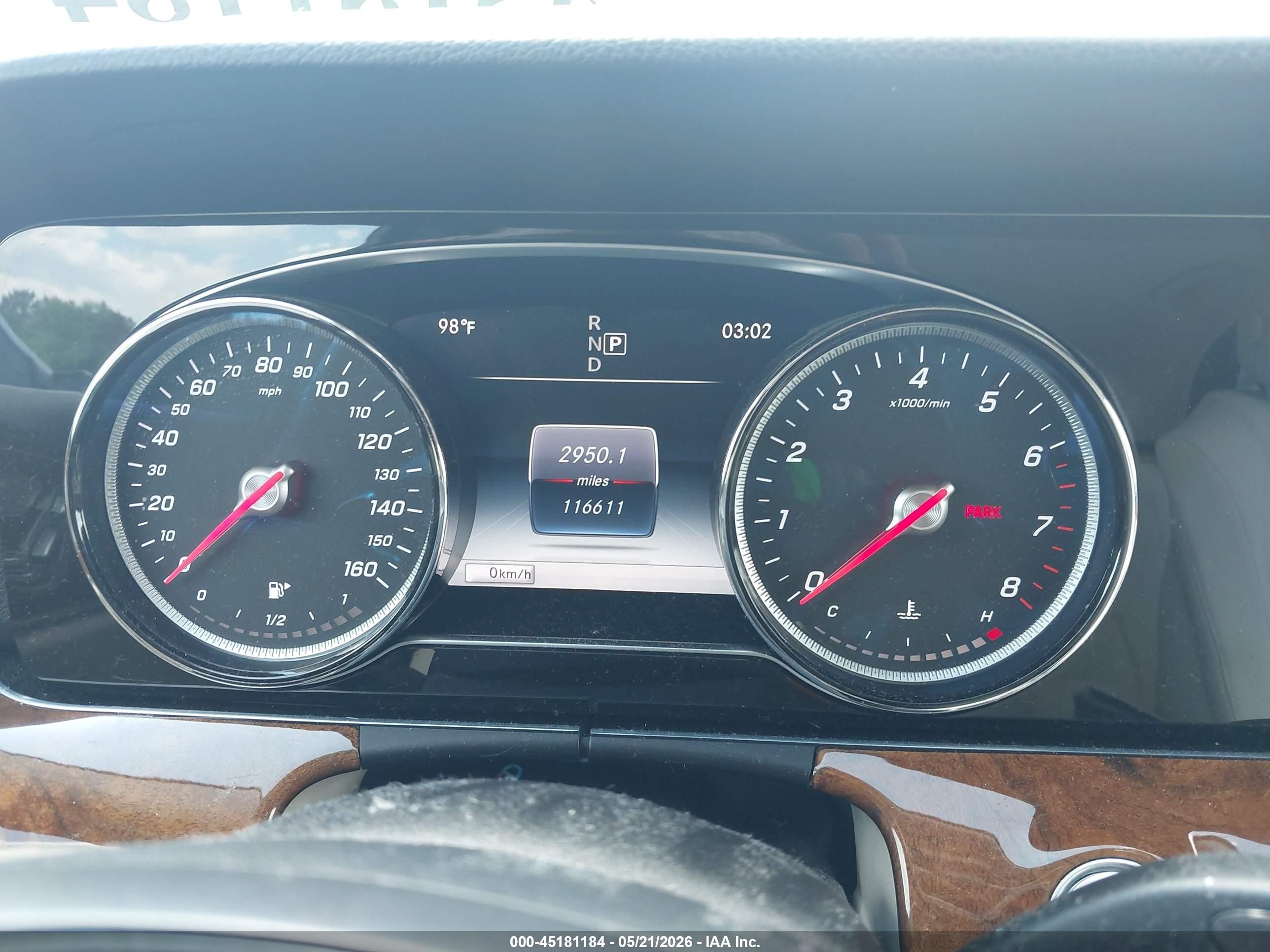 2018 Mercedes-benz E 300   Белый vin: WDDZF4JB7JA331785