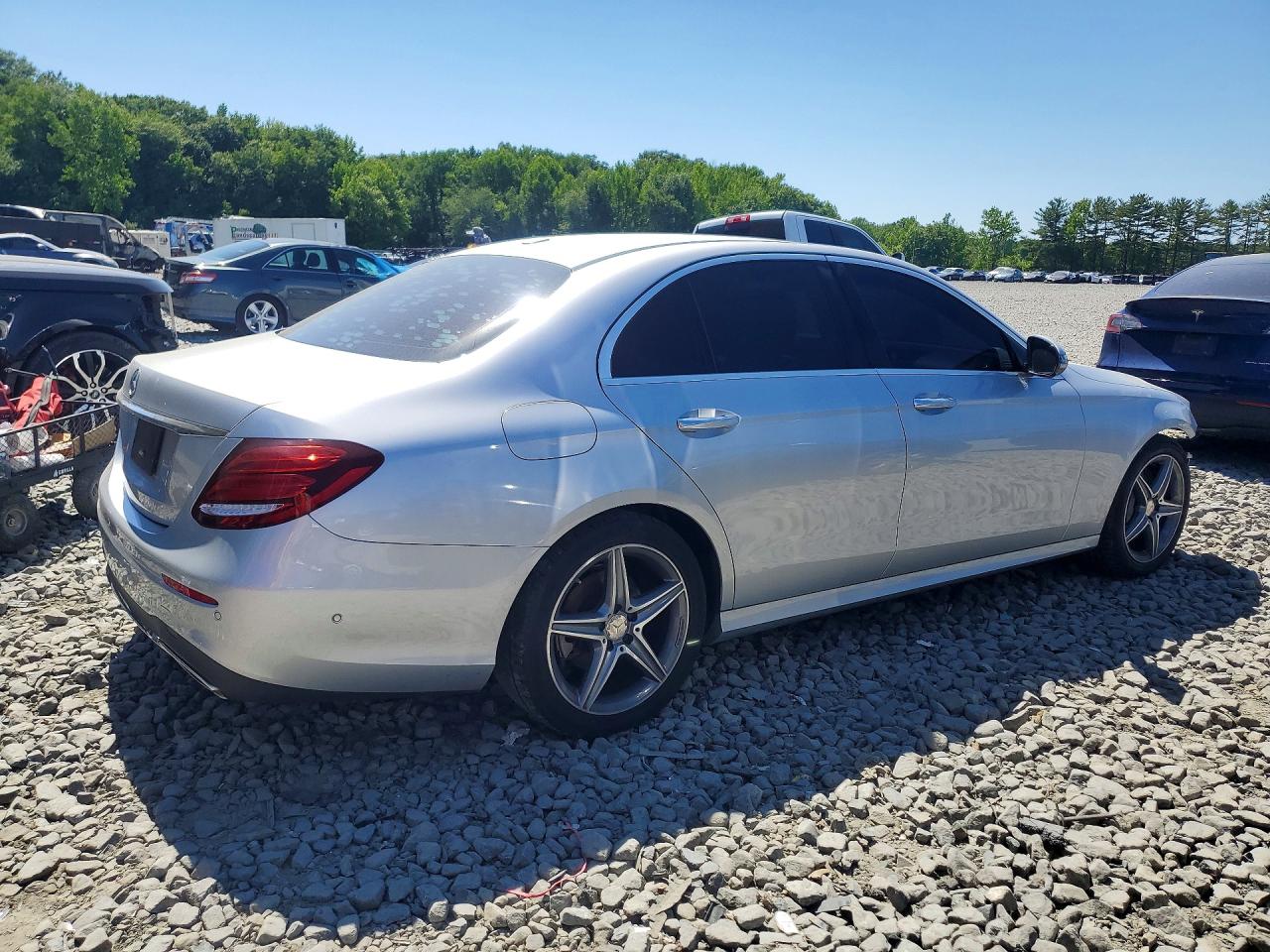 2017 Mercedes-benz E 300 Silver vin: WDDZF4JB8HA031201