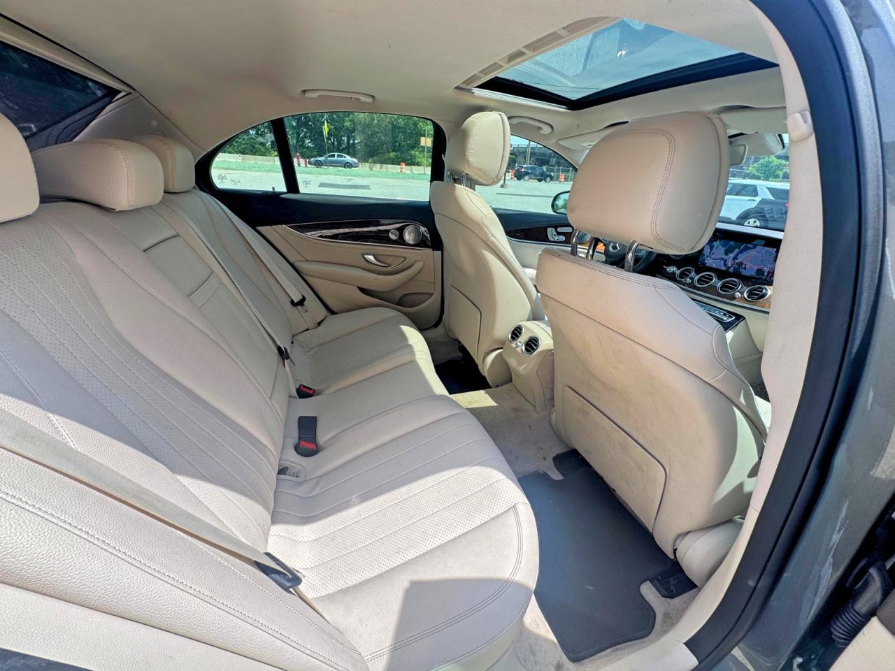 2017 Mercedes-benz E 300 Gray vin: WDDZF4JB9HA118251