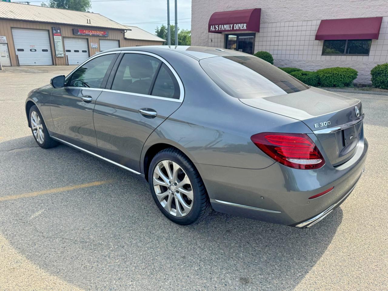 2017 Mercedes-benz E 300 Gray vin: WDDZF4JB9HA118251