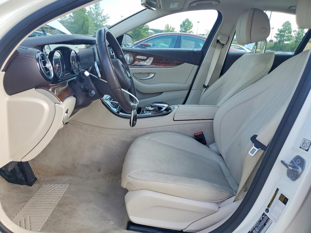 2017 Mercedes-benz E 300 White vin: WDDZF4JB9HA280400