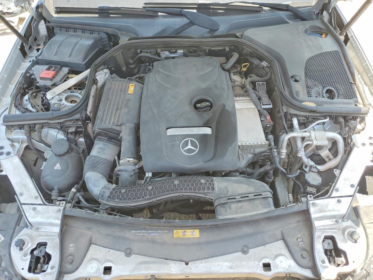 2018 Mercedes-benz E 300 Silver vin: WDDZF4JB9JA354386