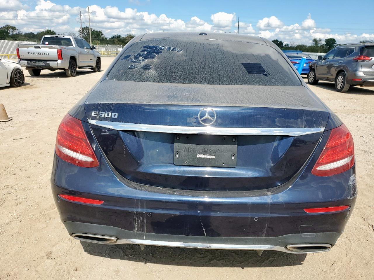 2018 Mercedes-benz E 300 Blue vin: WDDZF4JB9JA445402