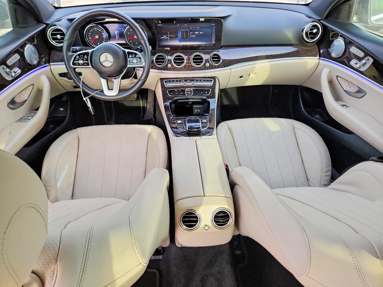 2019 Mercedes-benz E 300 Blue vin: WDDZF4JBXKA609516