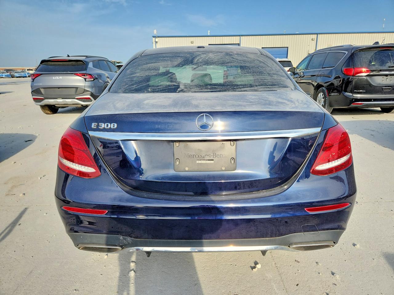 2019 Mercedes-benz E 300 Blue vin: WDDZF4JBXKA609516