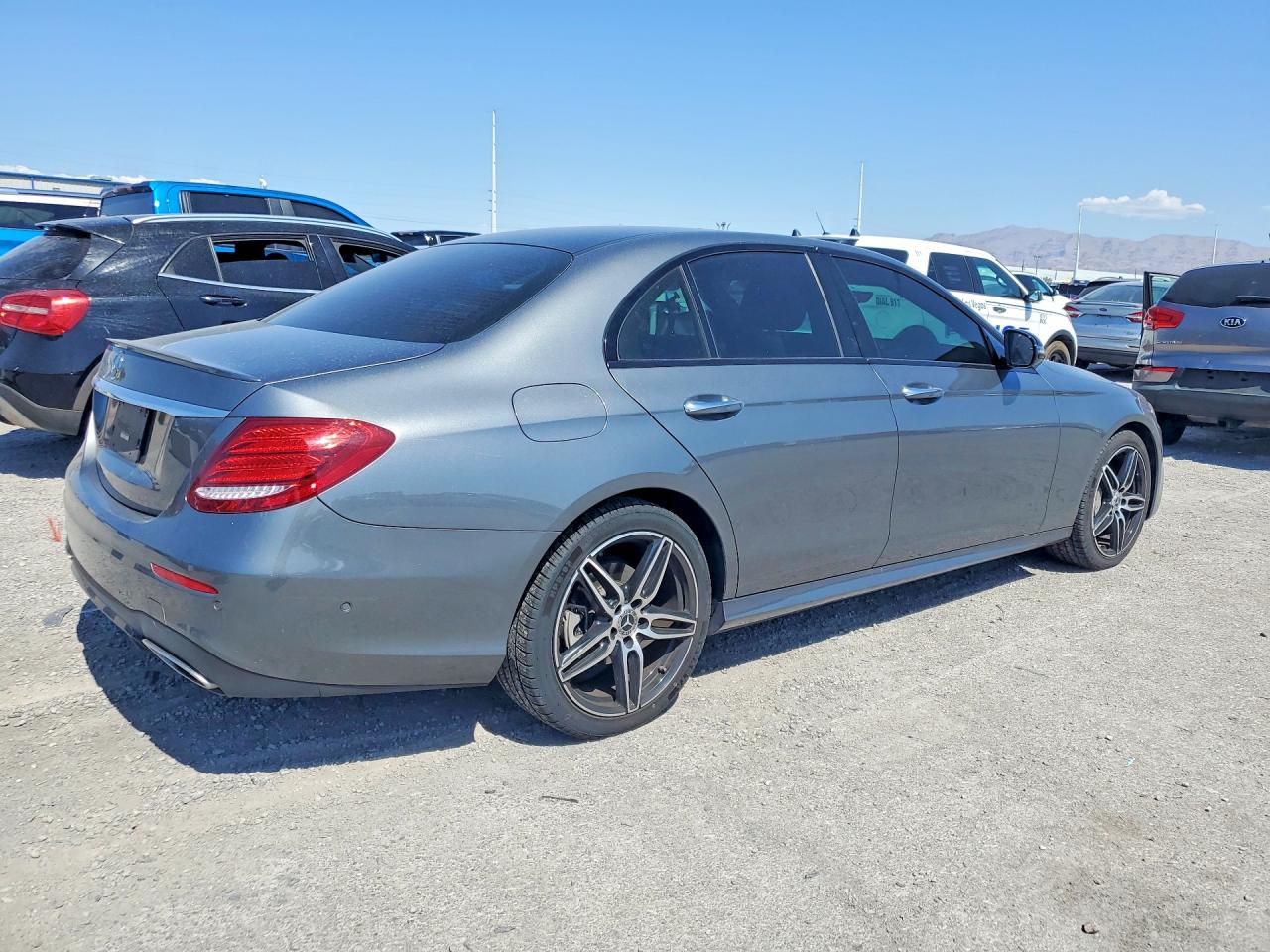 2019 Mercedes-benz E 300 Gray vin: WDDZF4JBXKA666752