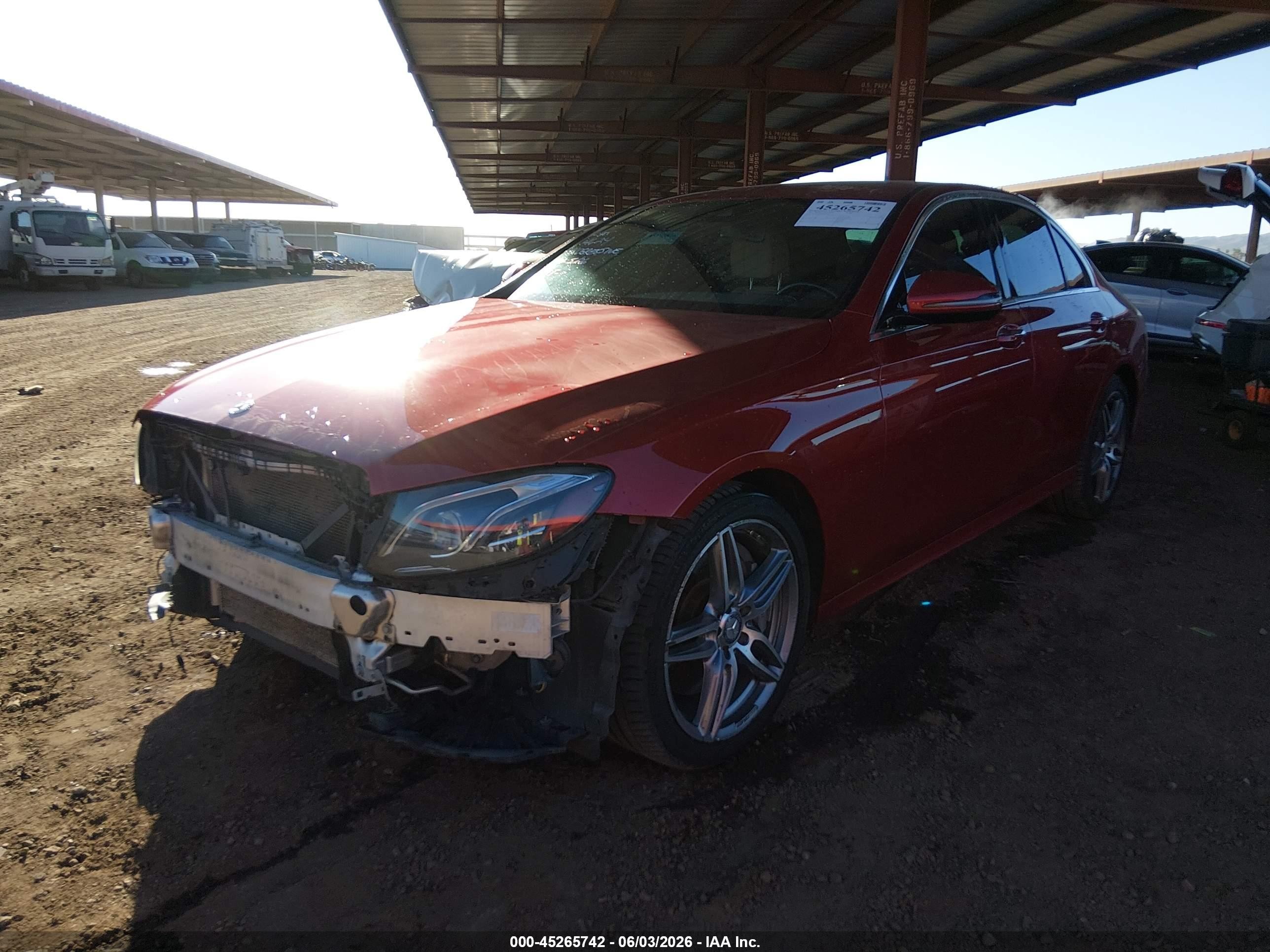 2017 Mercedes-benz E 300 4matic Красный vin: WDDZF4KB0HA197307