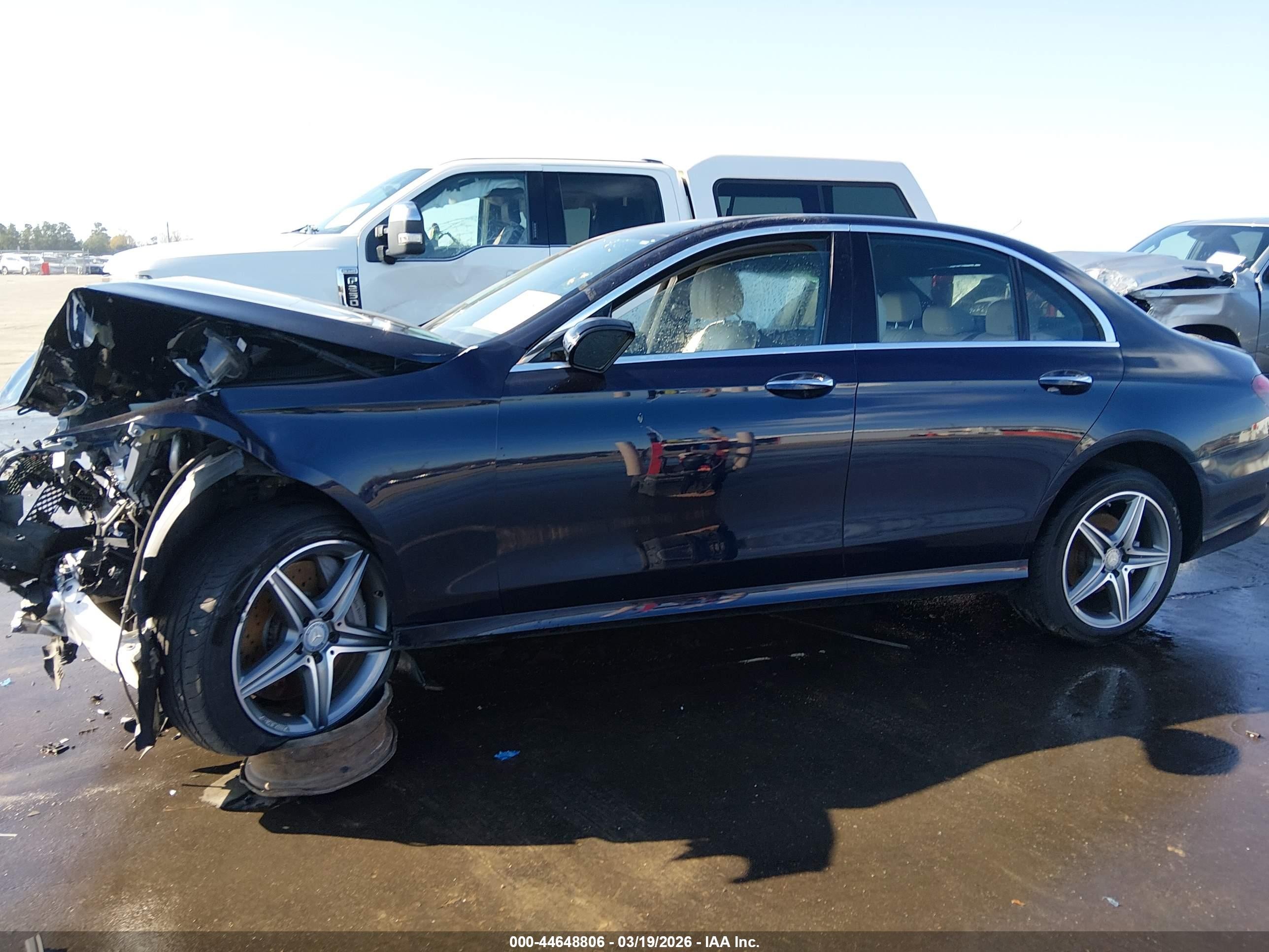2017 Mercedes-benz E 300 4matic Dark Blue vin: WDDZF4KB1HA063423