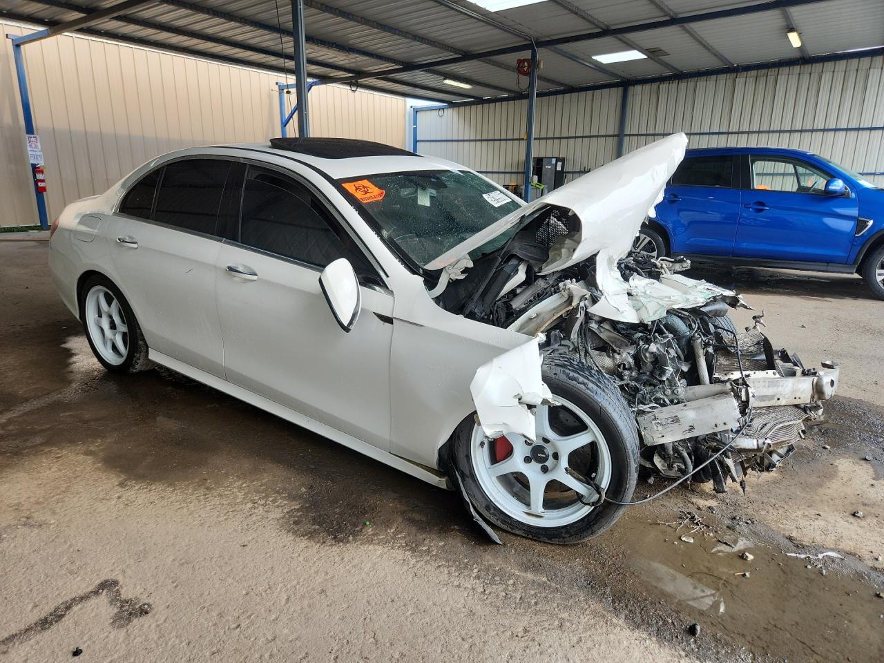 2017 Mercedes-benz E 300 4matic White vin: WDDZF4KB1HA099371 Damage: Right Mirror, Broken, Replacement Required
