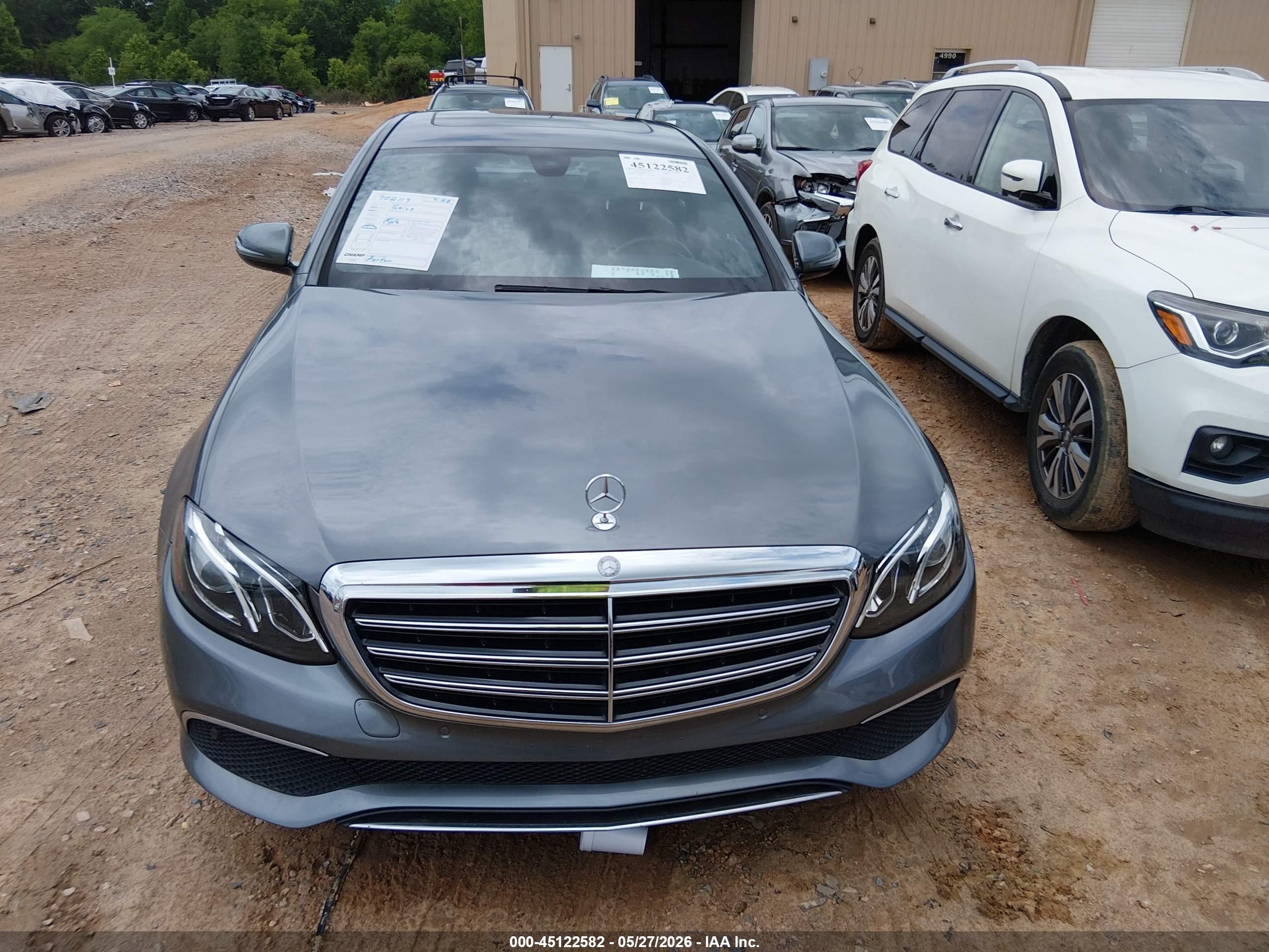 2017 Mercedes-benz E 300 4matic Gray vin: WDDZF4KB3HA208347
