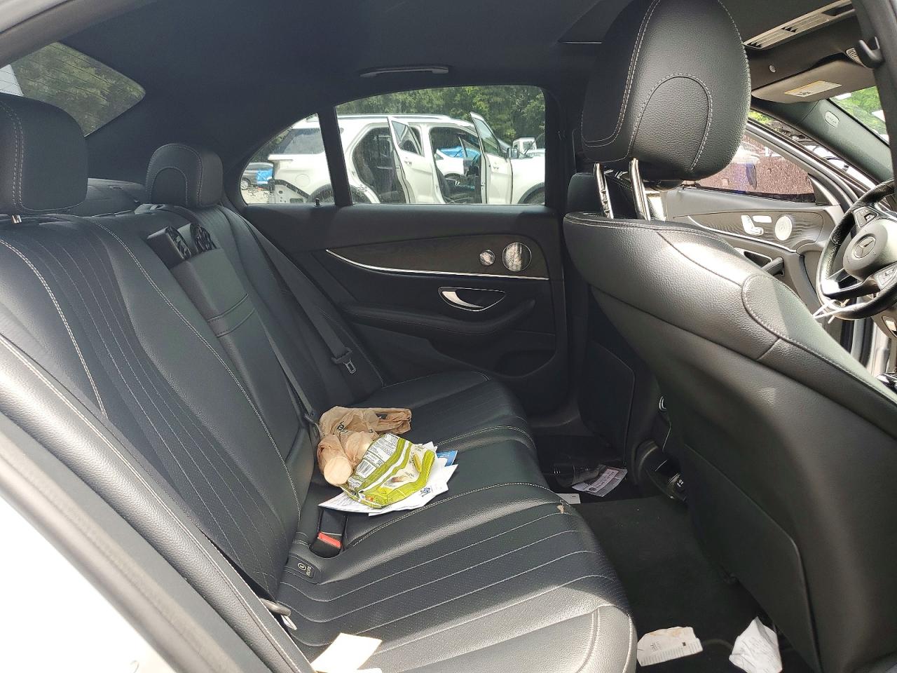 2017 Mercedes-benz E 300 4matic Silver vin: WDDZF4KB3HA218974