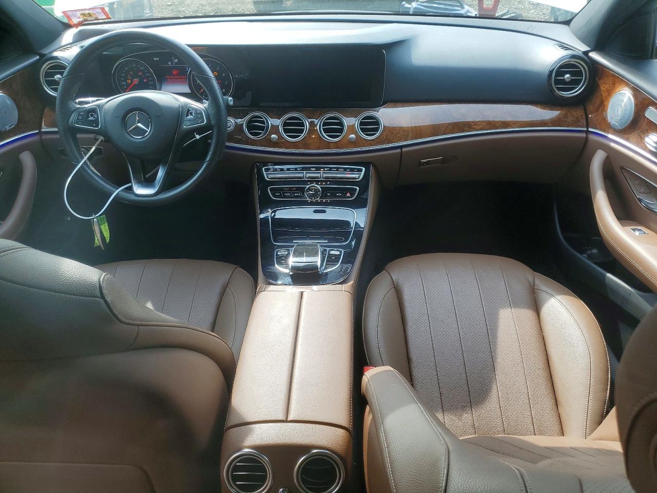 2018 Mercedes-benz E 300 4matic White vin: WDDZF4KB3JA371568