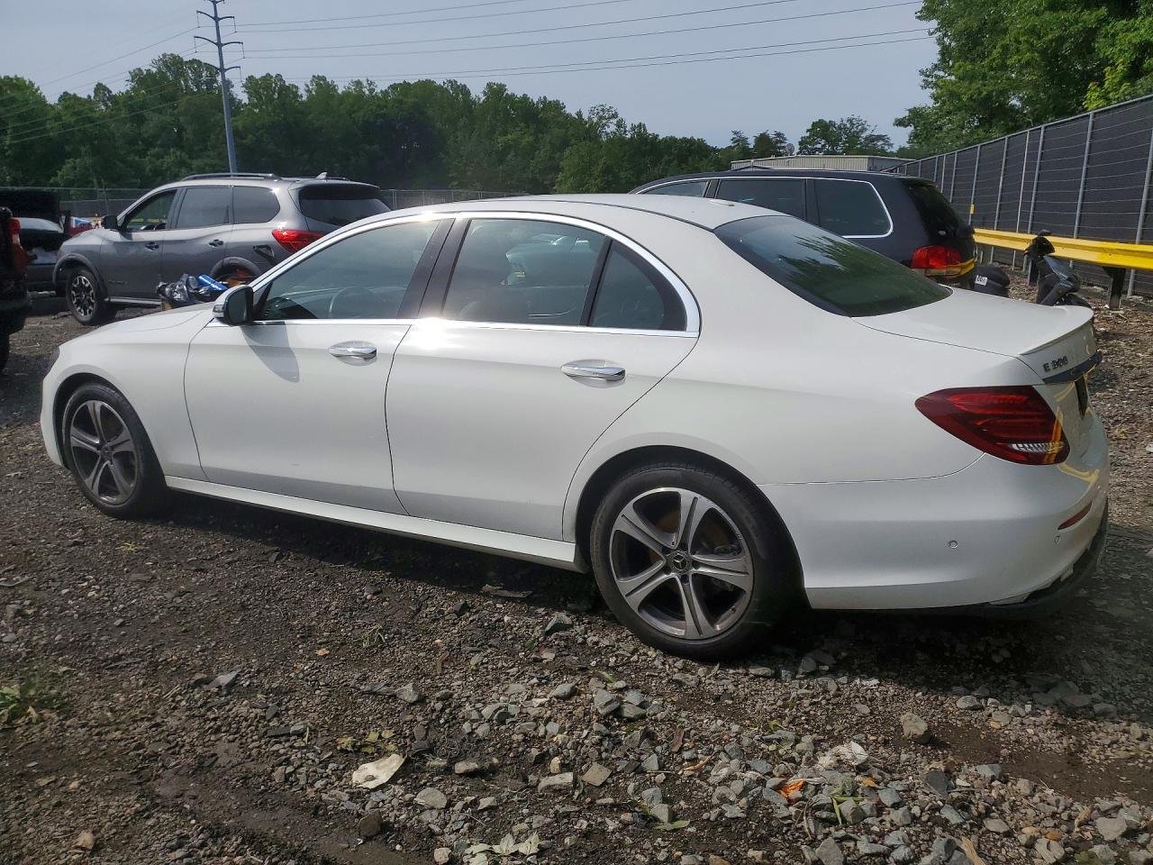 2018 Mercedes-benz E 300 4matic White vin: WDDZF4KB3JA371568