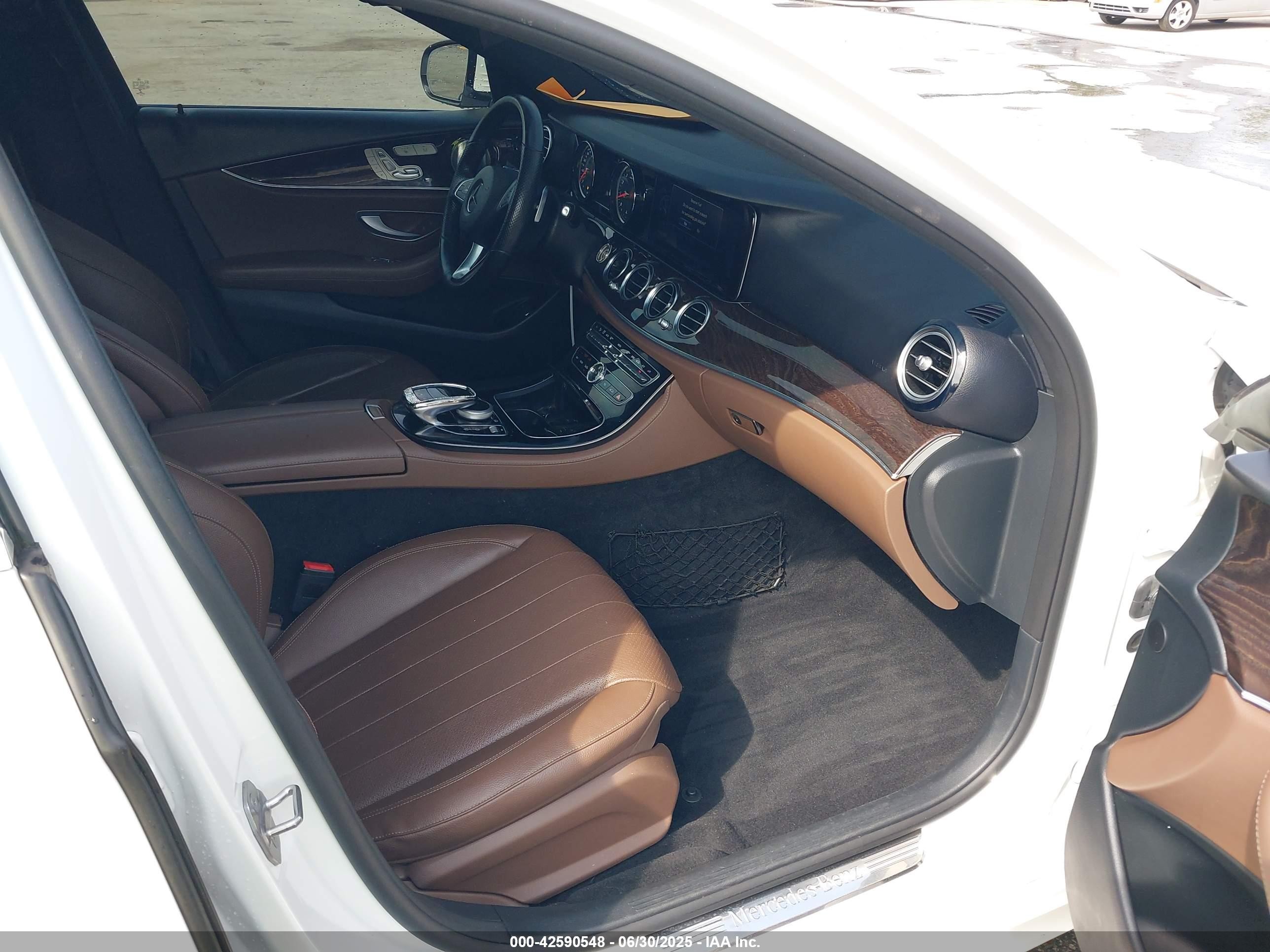 2017 Mercedes-benz E 300 4matic White vin: WDDZF4KB4HA070513