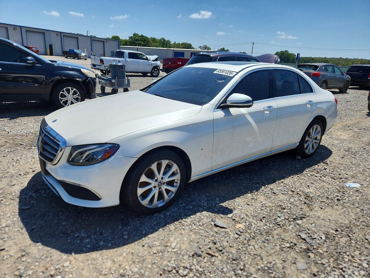 2019 Mercedes-benz E 300 4matic Белый vin: WDDZF4KB4KA619229