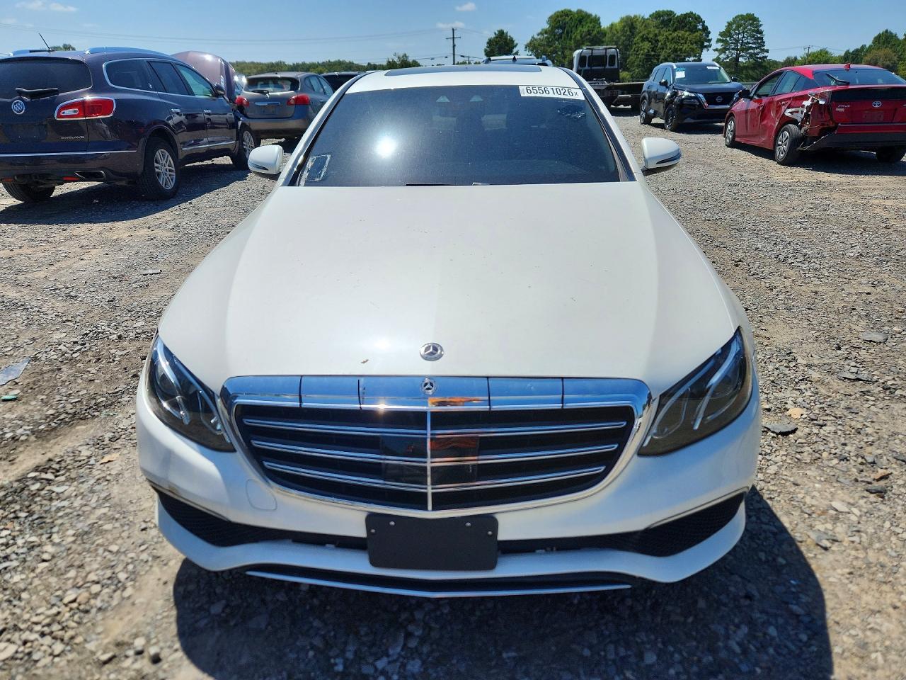 2019 Mercedes-benz E 300 4matic Белый vin: WDDZF4KB4KA619229